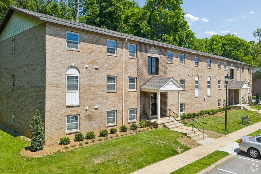 Exterior - Rockdale Gardens Apartments & Townhomes*