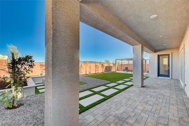 Building Photo - 10022 Digne Ct