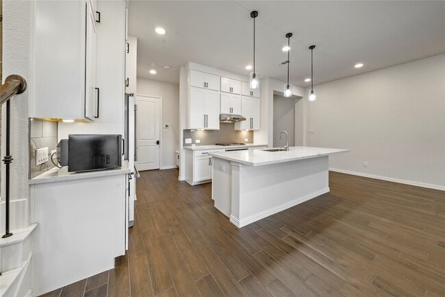 Building Photo - 17769 Shumard Oak Dr
