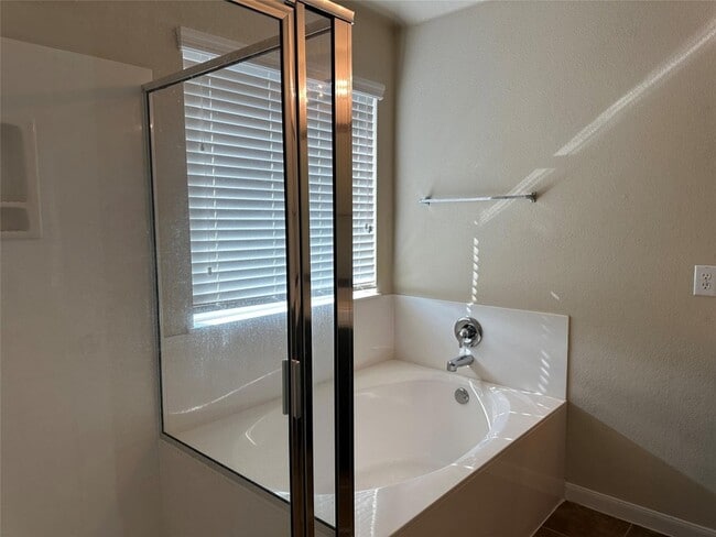 Building Photo - 316 Pack Horse Dr