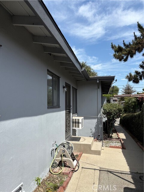 Building Photo - 5633 Noel Dr