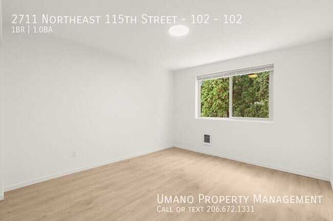 Building Photo - 2711 NE 115th St