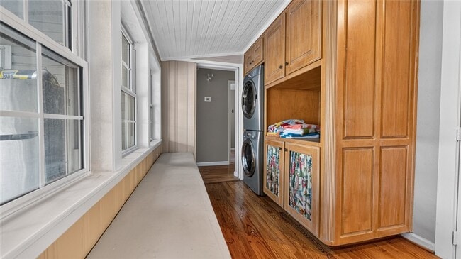 Building Photo - 1606 W Shady Grove Rd