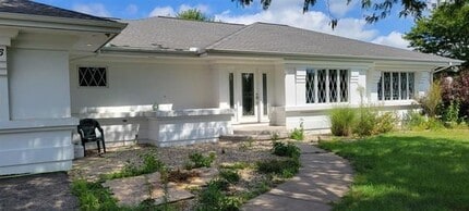 Building Photo - 5106 Meinders Rd