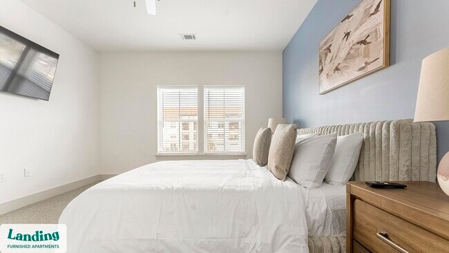 Building Photo - 112 Hera Way