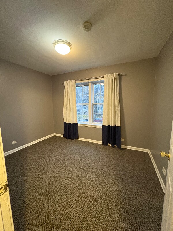 Building Photo - 129 Elmwood Ave