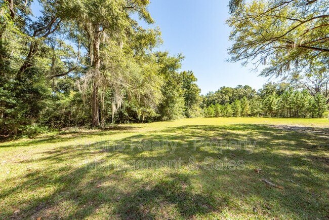 Building Photo - 3244 Thompson Heyward Dr