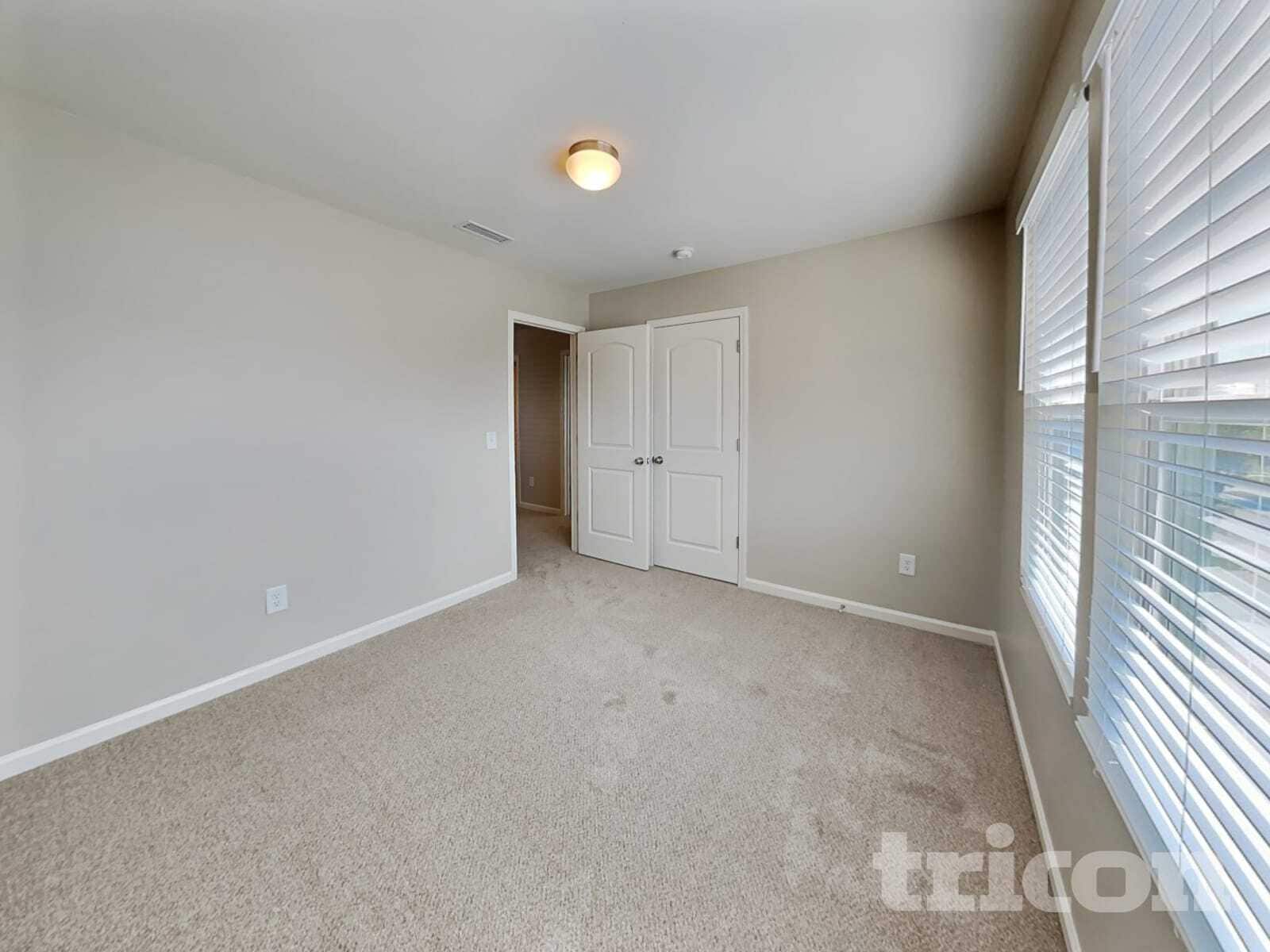 Building Photo - 2215 Osprey Ln