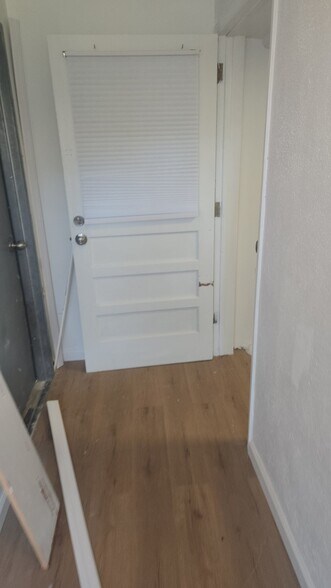 Building Photo - 441 Meacham Ave