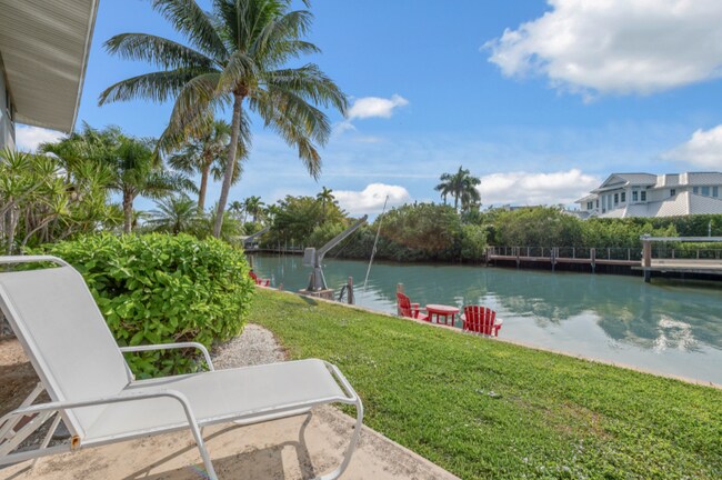 Building Photo - 1334 Chesapeake Ave