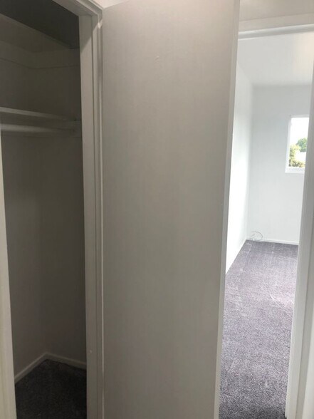 Building Photo - 744 Pier Ave