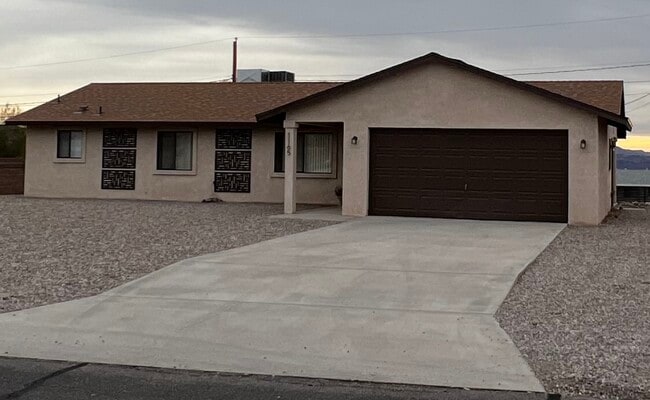 Building Photo - 1165 Sunny Ridge Dr