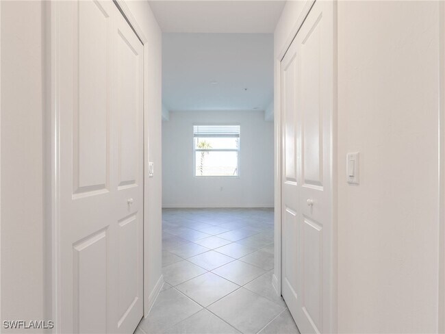 Building Photo - 5807 Double Eagle Cir