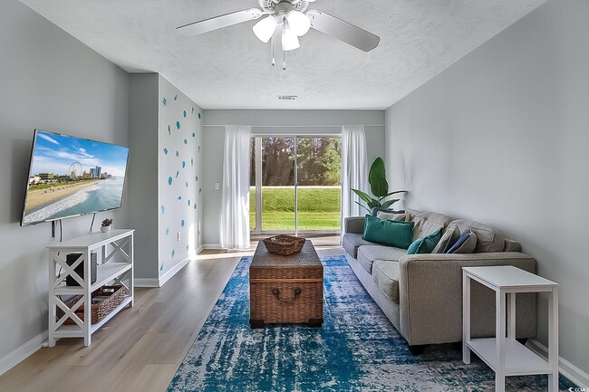 Building Photo - 510 White River Dr