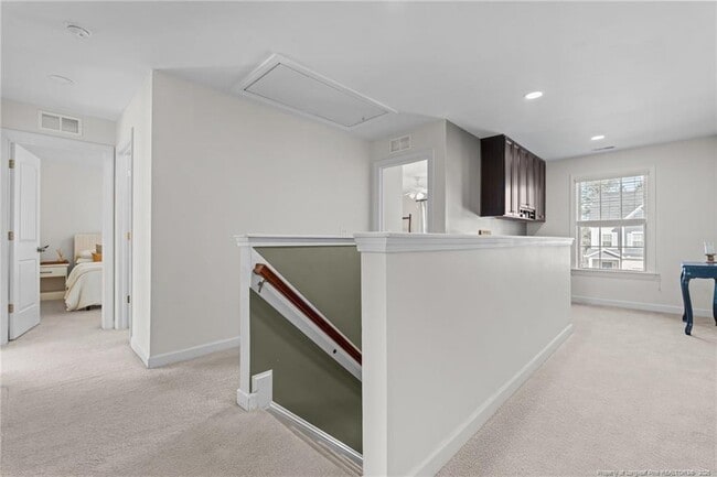 Building Photo - 65 Pedley Pl