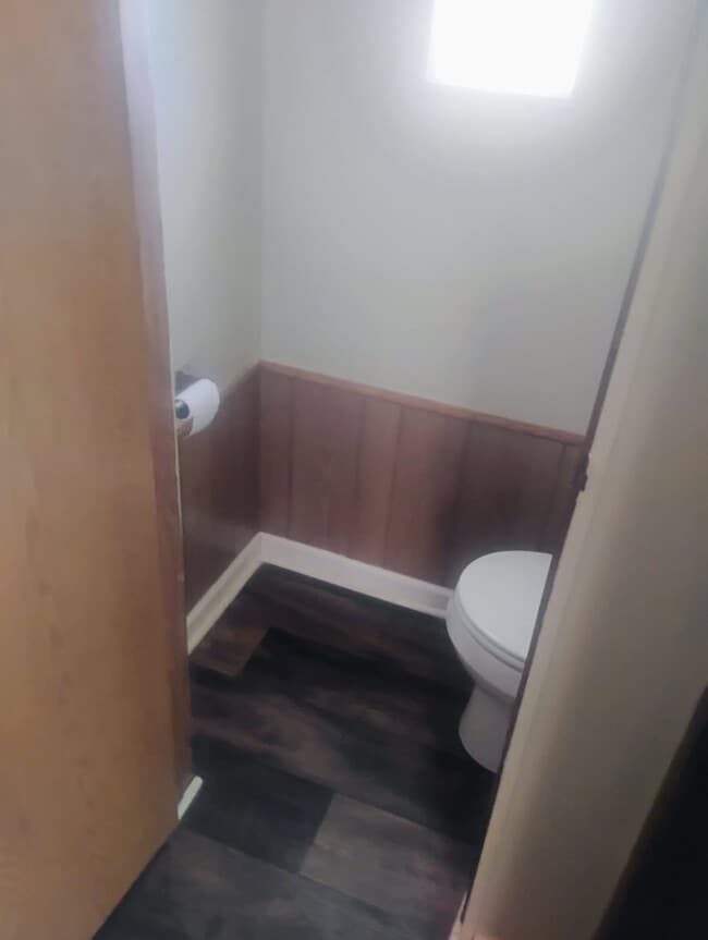 Building Photo - Chris McG 740