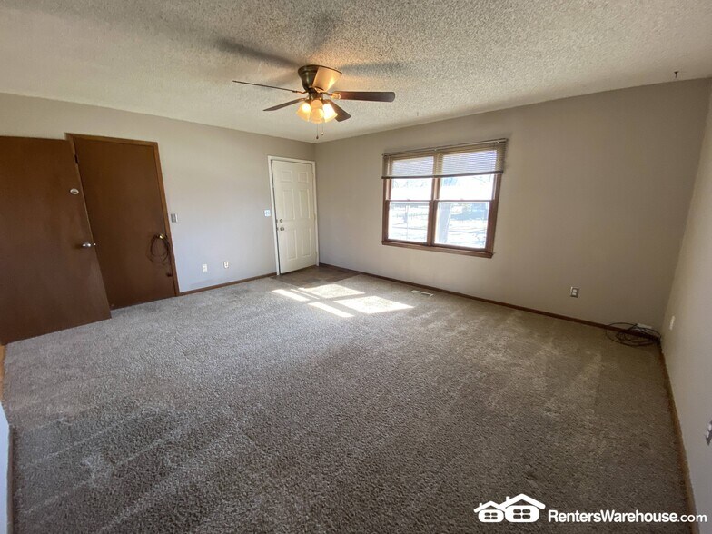 Building Photo - 403 Hatton Ave