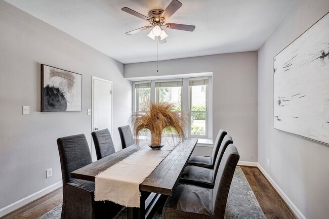 Building Photo - 3815 Wakeforest St