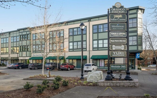 Building Photo - 6610 NE Rosebay Dr