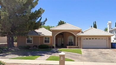 Building Photo - 6412 Brisa Del Mar Dr