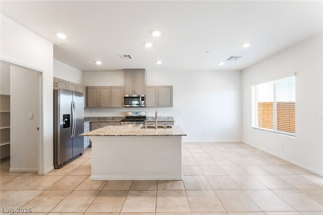 Building Photo - 410 Larksong Ave