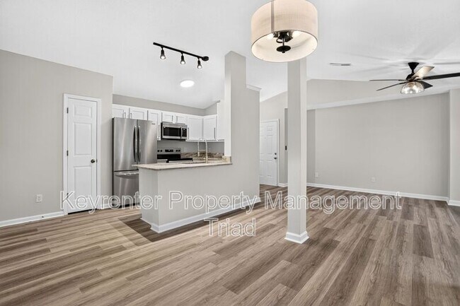 Building Photo - 3638 Morris Farm Dr