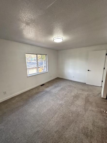 Building Photo - 13179 SW 64th Ave