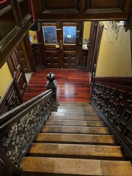 Entrance - 201 W 3rd St