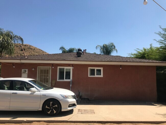 Kitchen Side - 27295 Vista Ave