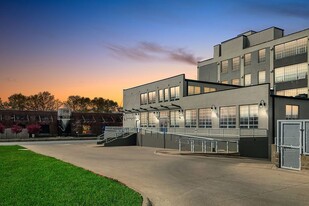 Building Photo - RIVERWALK LOFTS