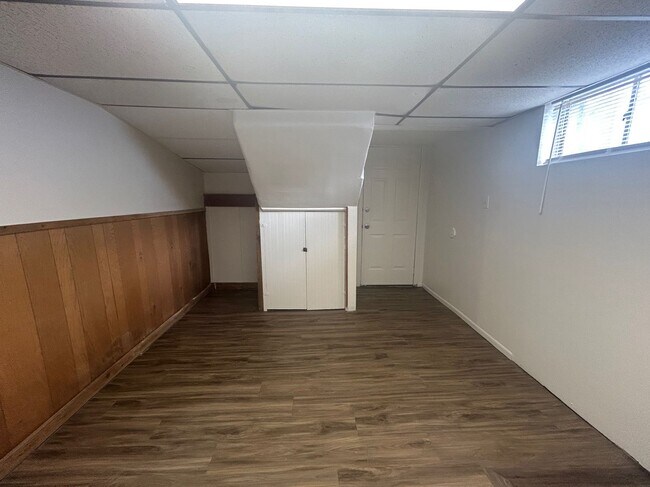 Building Photo - 1246 N Grant Ave