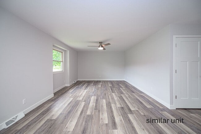 Building Photo - GEORGETOWN Duplex - SW Columbia – 3 Bed, 3...