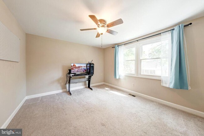 Building Photo - 13204 Pressmont Ln