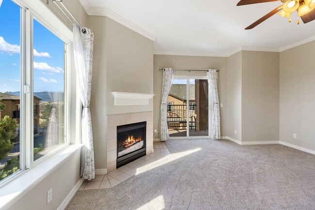 Building Photo - Immaculate 2 Bed 2 Bath Condo with Pikes Peak Views in D49!!!