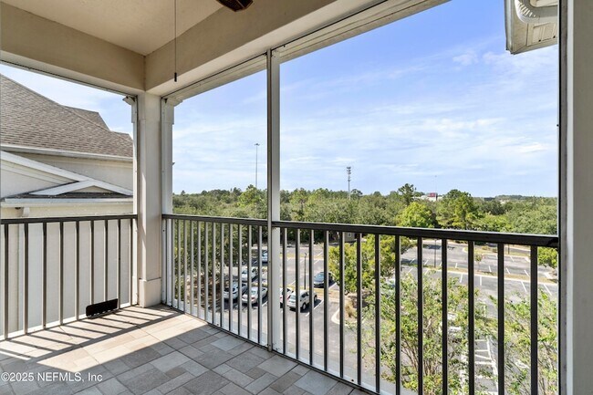 Building Photo - 11251 Campfield Dr