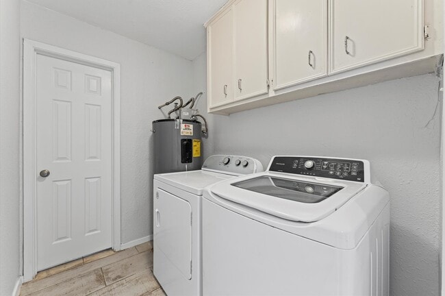 Building Photo - 12319 Campos Dr