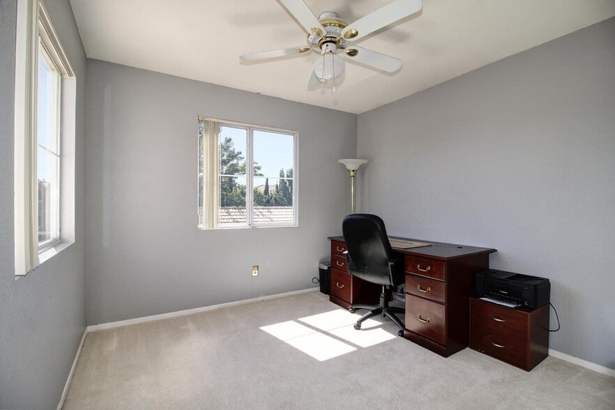 Building Photo - 9171 E Laguna Way