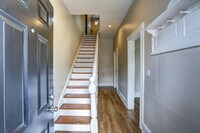 Building Photo - 1147 Farmer St