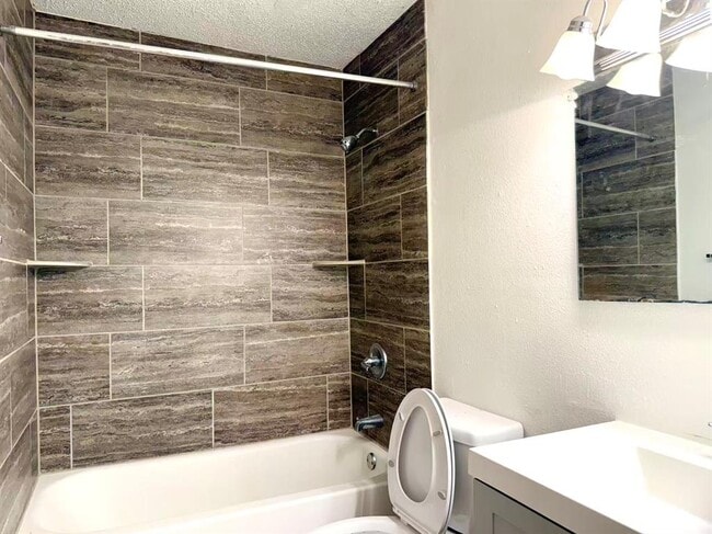 Building Photo - 3121 Speedway St