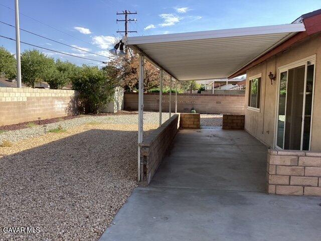 Building Photo - 43922 Fenner Ave
