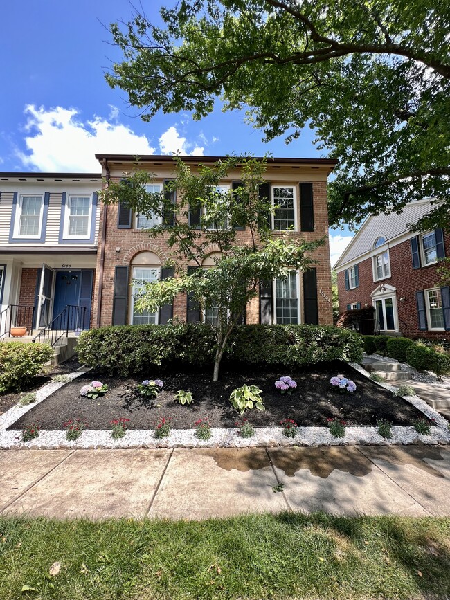Primary Photo - 6187 Wellington Commons Dr