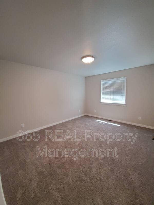 Building Photo - 1721 Westward Cir