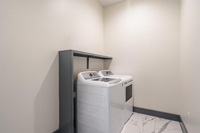 Building Photo - 177 Maldonado Trail