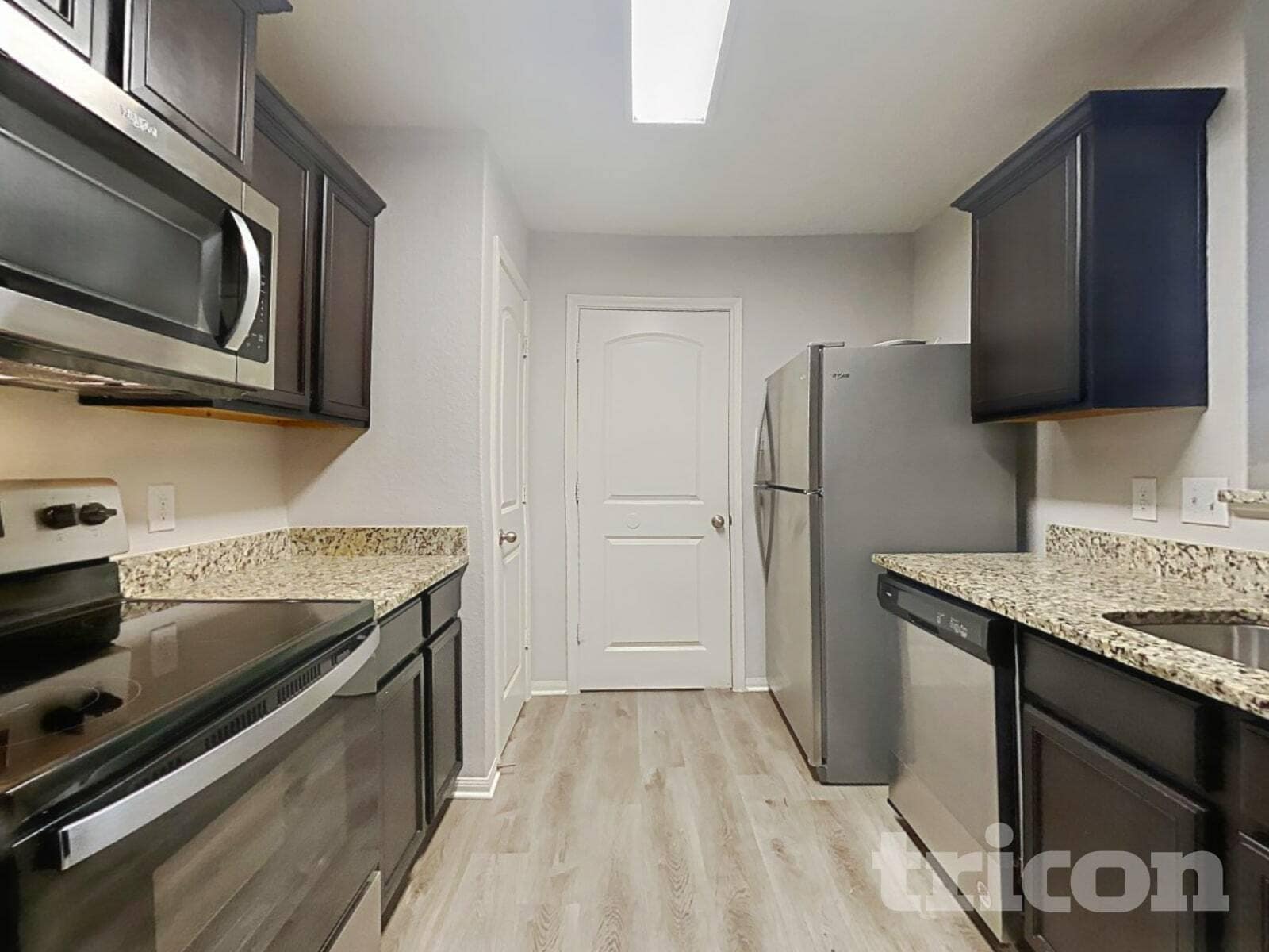 Building Photo - 7007 Capeshaw