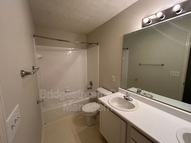 Building Photo - 7234 Brookmeadow Dr.