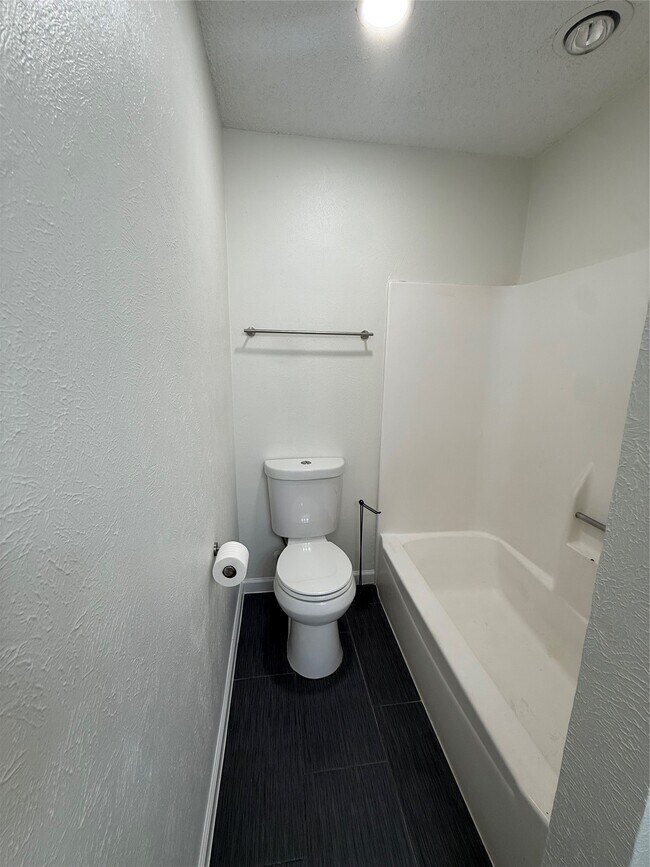 Building Photo - 262 Coppersmith Dr