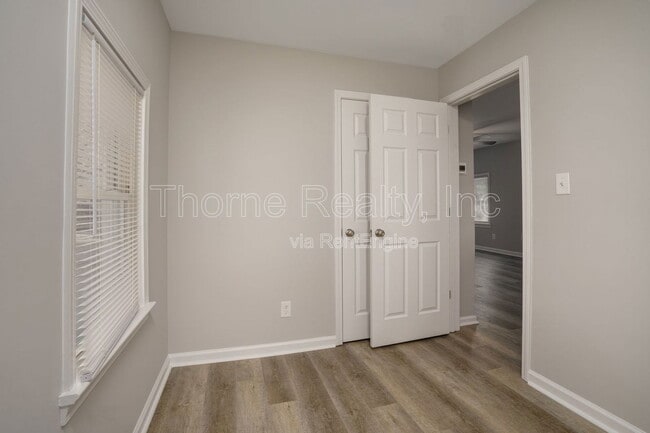 Building Photo - 336 Coleman Ave