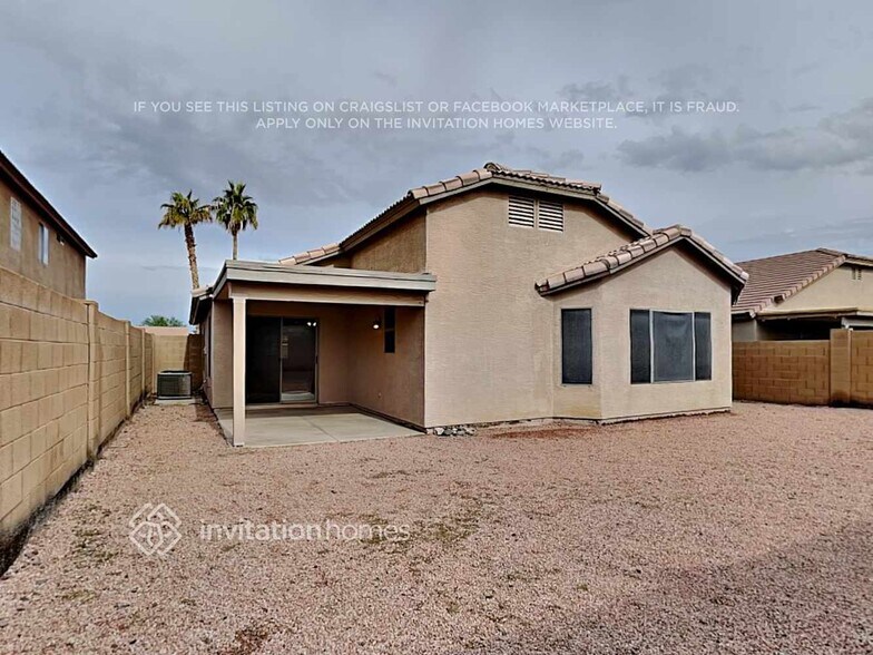 Building Photo - 4421 W Park St