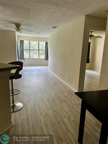 Building Photo - 3330 Pinewalk Dr N