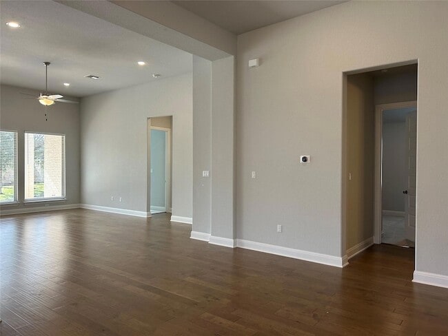 Building Photo - 148 Kellogg Ln